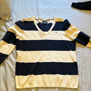 Tommy Hilfiger Women’s V-Neck Sweater in Navy and Cream